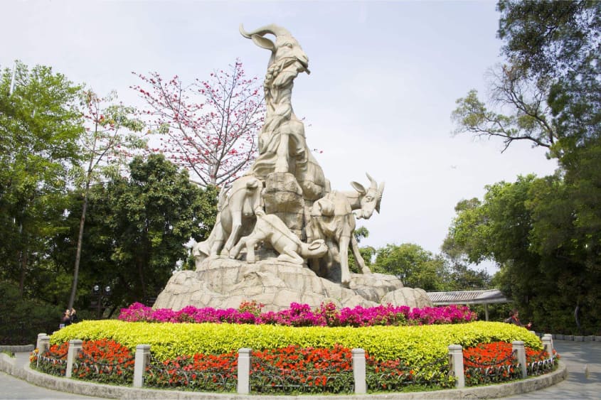 Cong vien Viet Tu Quang Chau transit-visa-free-tour